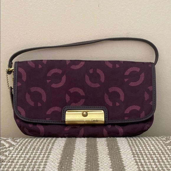 Coach Handbags - Coach Kristen Gunmetal Purple Chain Link Large Wristlet Clutch 46367 preppy
